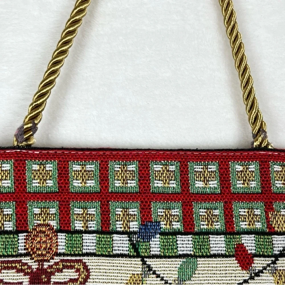 Gingerbread Season’s Greetings Christmas Tapestry Wall Hanging